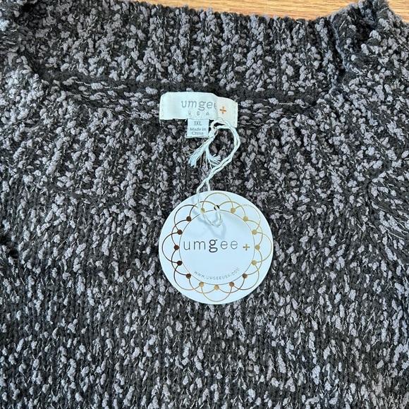Umgee Dark Brown Crewneck Sweater NWT - Picture 7 of 10